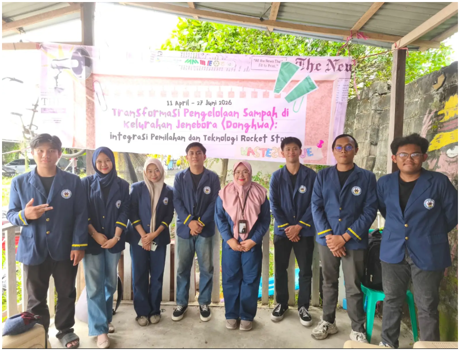 Mahasiswa ITK Bangun Rocket Stove untuk Transformasi Pengelolaan Sampah di Kelurahan Jenebora